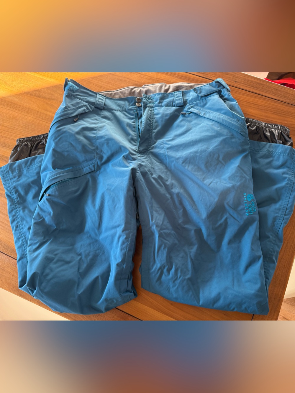 Mountain Hardware Snowpants XL